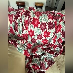 Festive Red and Green Floral Blanket